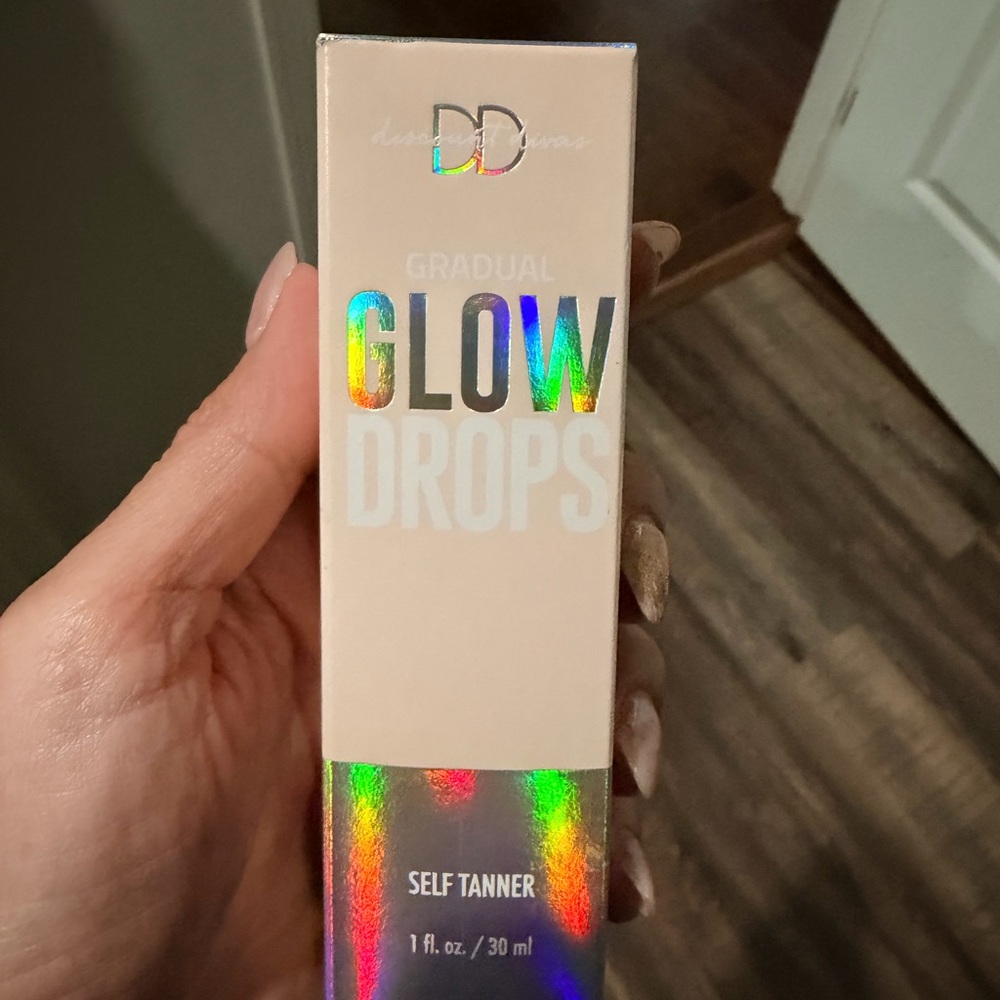 DD Gradual Glow Drops Self Tanner - Nude